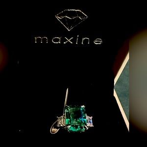 Stunning 5.0ct Three Stone Paraiba Tourmaline Radiant Cut Engagement Ring size 6